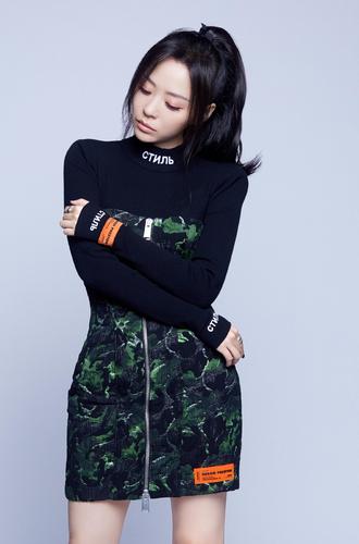 倾听：张靓颖-现场专辑